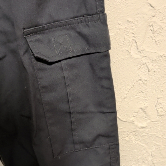 Men's Cargo Pants - Picture 3 of 6